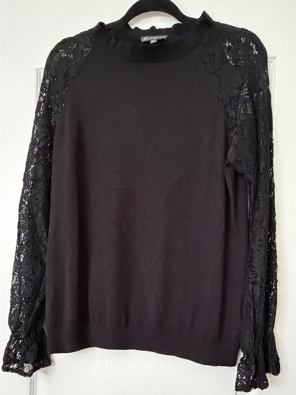Adrianna Papell Black Lace Sleeve Top Large Floral Sheer Long Sleeve Stretch